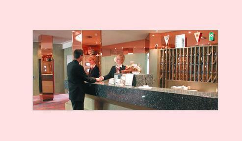Au Parc Hotel 4*