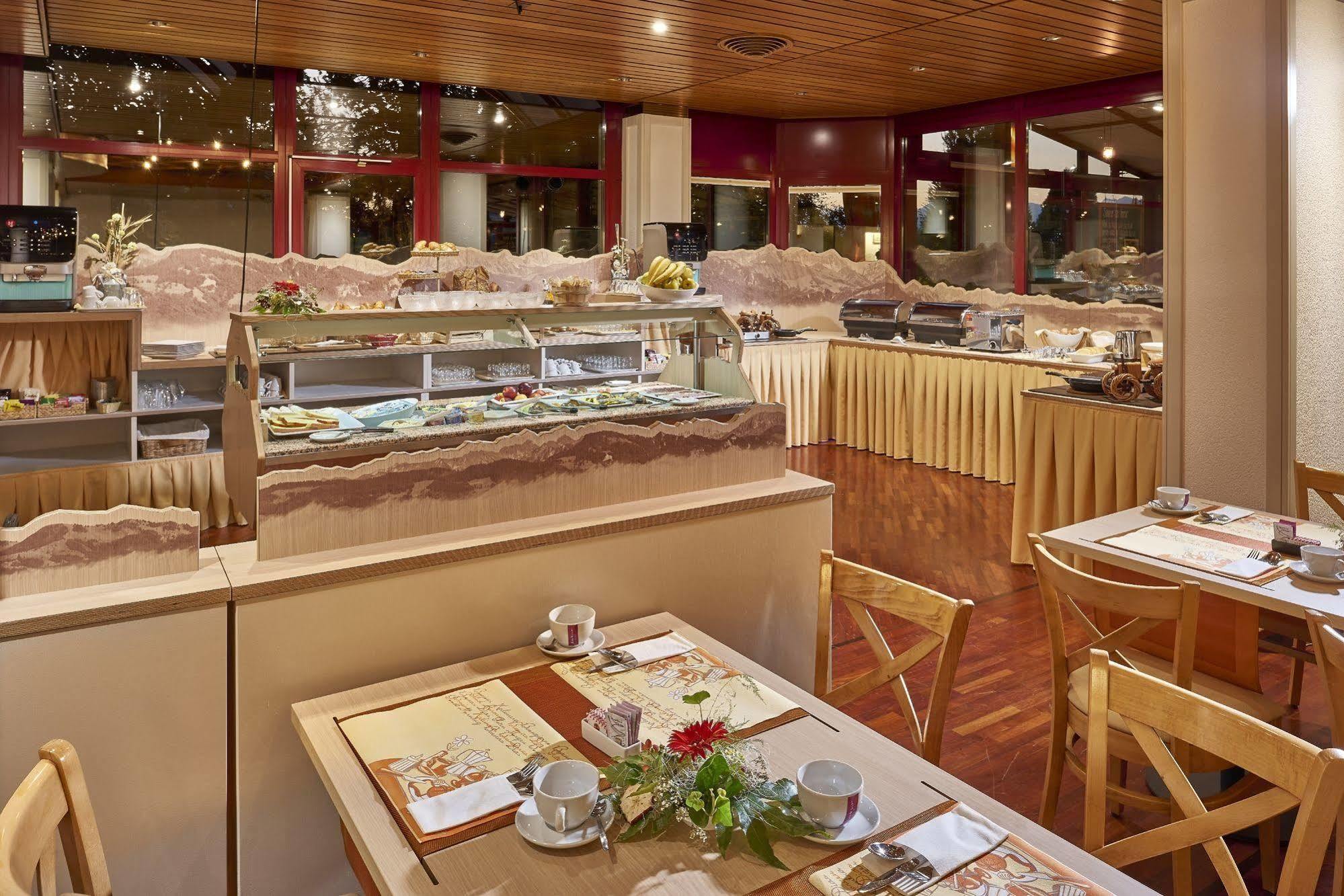 Au Parc 4*
